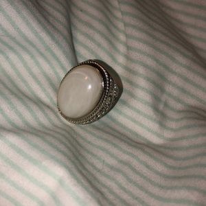Chunky white and silver cocktail wring